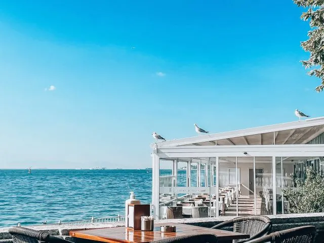 Łeba, gdzie zjeść z widokiem na plażę?