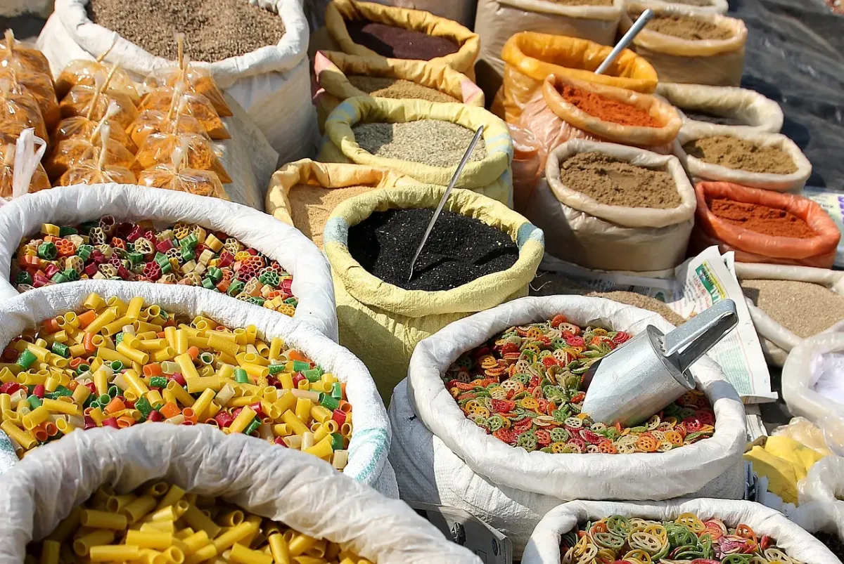 Garam Masala: Poznaj skład, pochodzenie i zastosowanie tej indyjskiej przyprawy