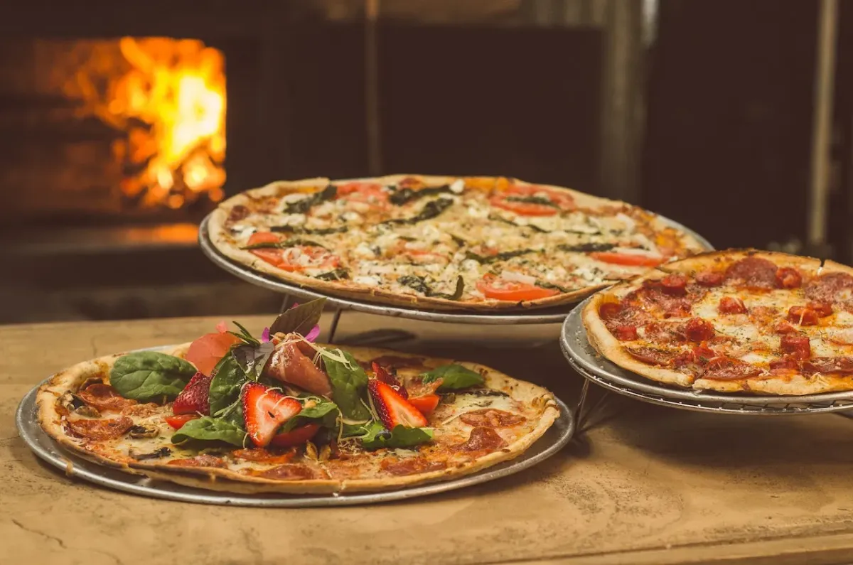 Wykwintna kuchnia włoska – przepis na najlepsze ciasto na pizzę
